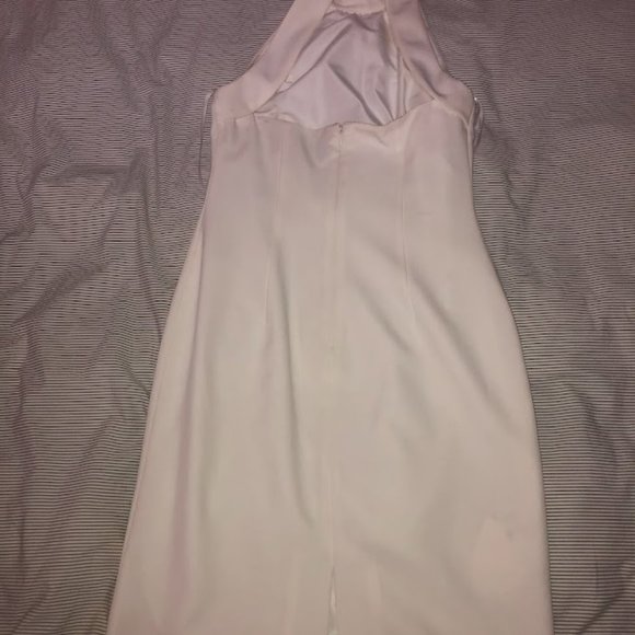 Karl Lagerfeld Bridal Dress - Picture 5 of 11